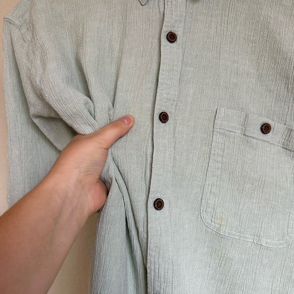Patagonia Men’s Organic Textured Cotton Button Down Shirt - Picture 11 of 12